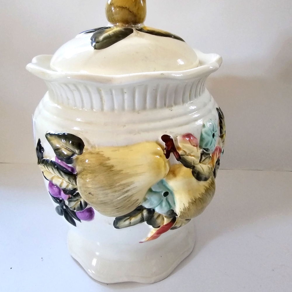 Vintage Cookie Jar with Lid Porcelain